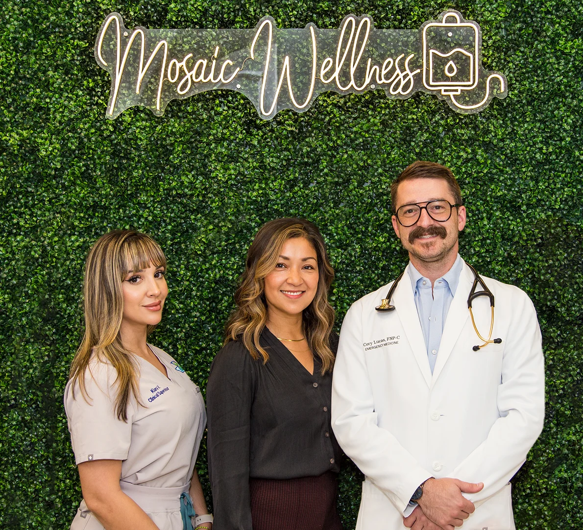 The Mosaic Medicine team at the Bradenton, FL clinic